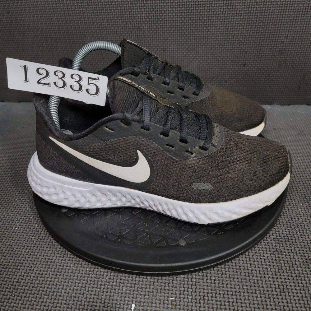 Nike Revolution 5 Running Shoes Womens Sz 8 Wide Black Trainers